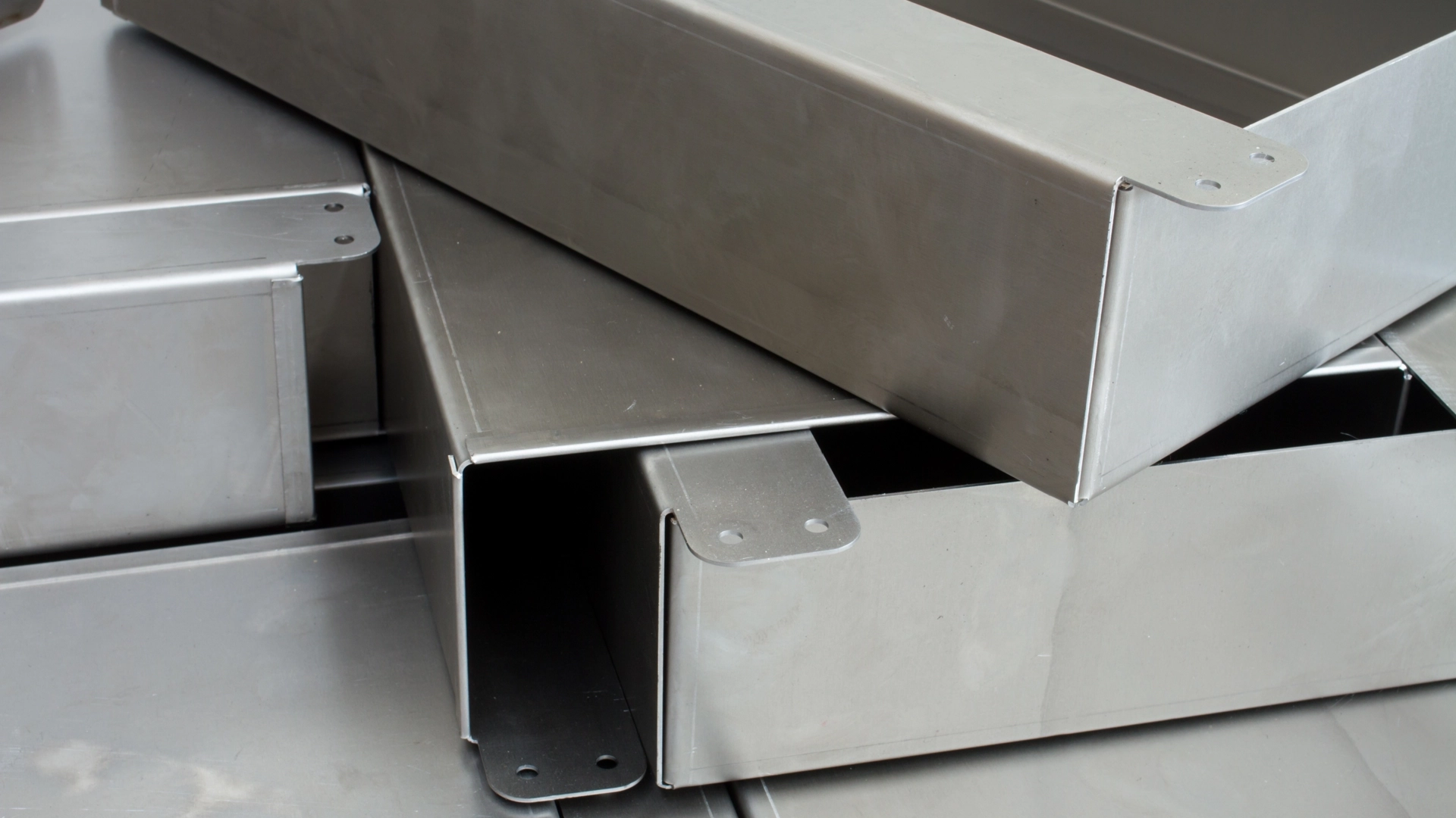 Mild Steel vs Stainless Steel